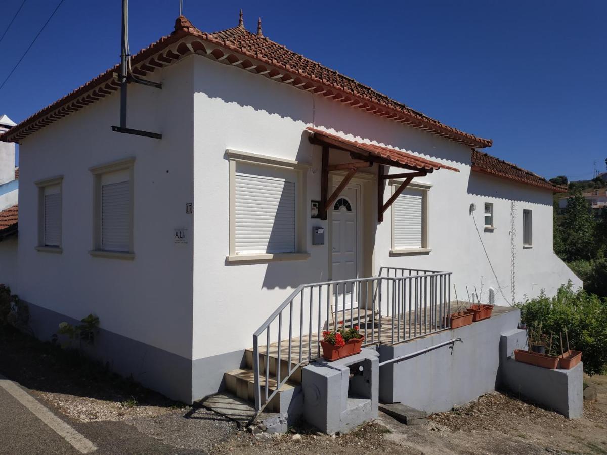 Willa Casa 4 Estacoes Batalha Zewnętrze zdjęcie